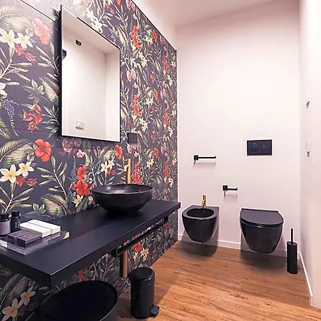 Design & Hotel *